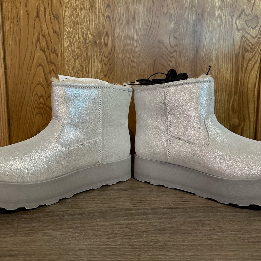 Time and True Genuine Leather Sherpa lined winter boots Size 7 iridescent hue - Picture 5 of 9